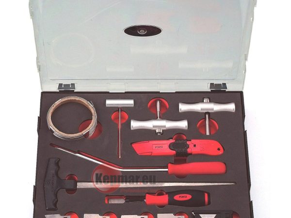 13PCs Auto Glass Maintenance Kit