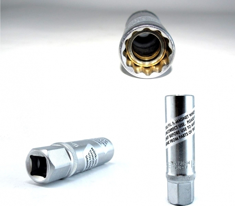Force 3/8" Magnetic spark plug socket