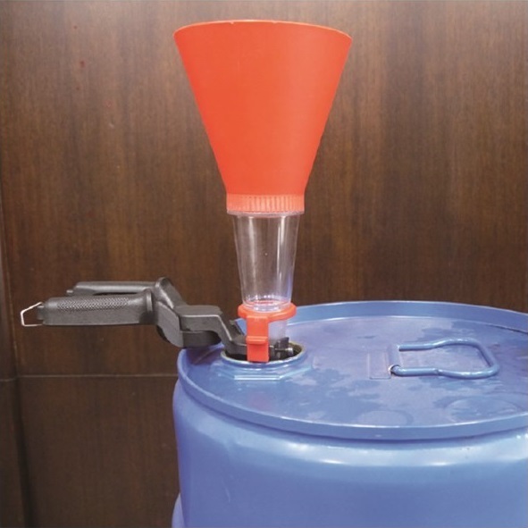 Force Universal Oil Funnel