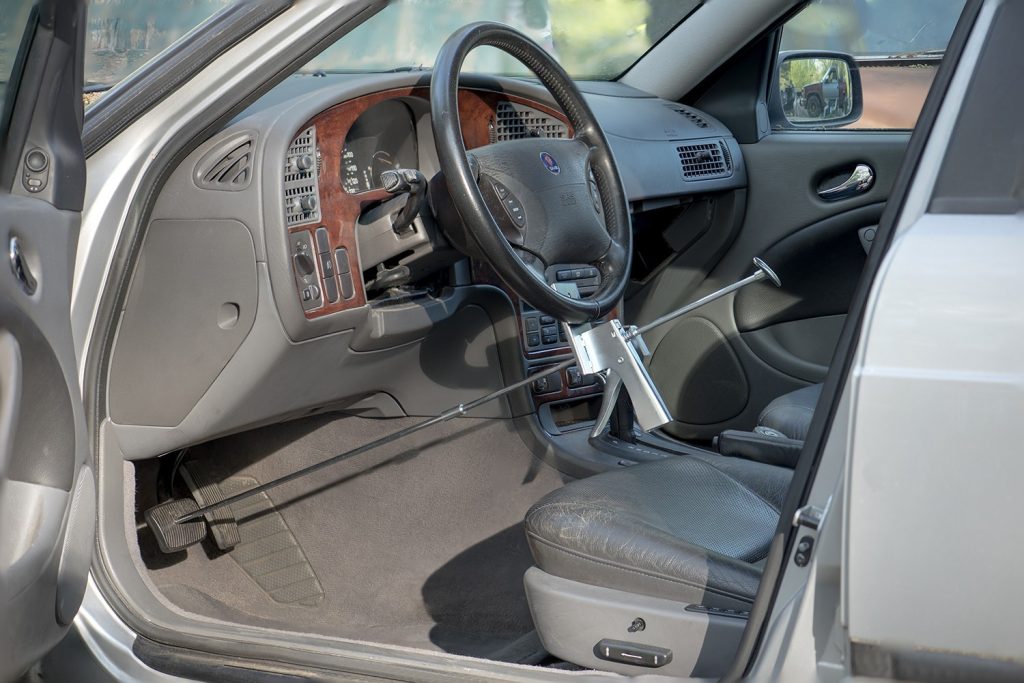 Force Steering Wheel Holder and Pedal Depressor Kit