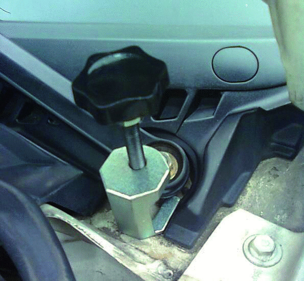 Force Windscreen Wiper Arm Puller