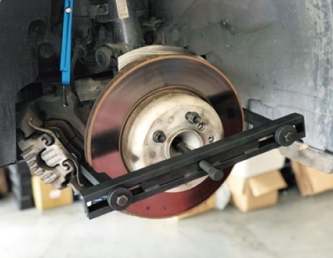 Force Brake Disc Puller
